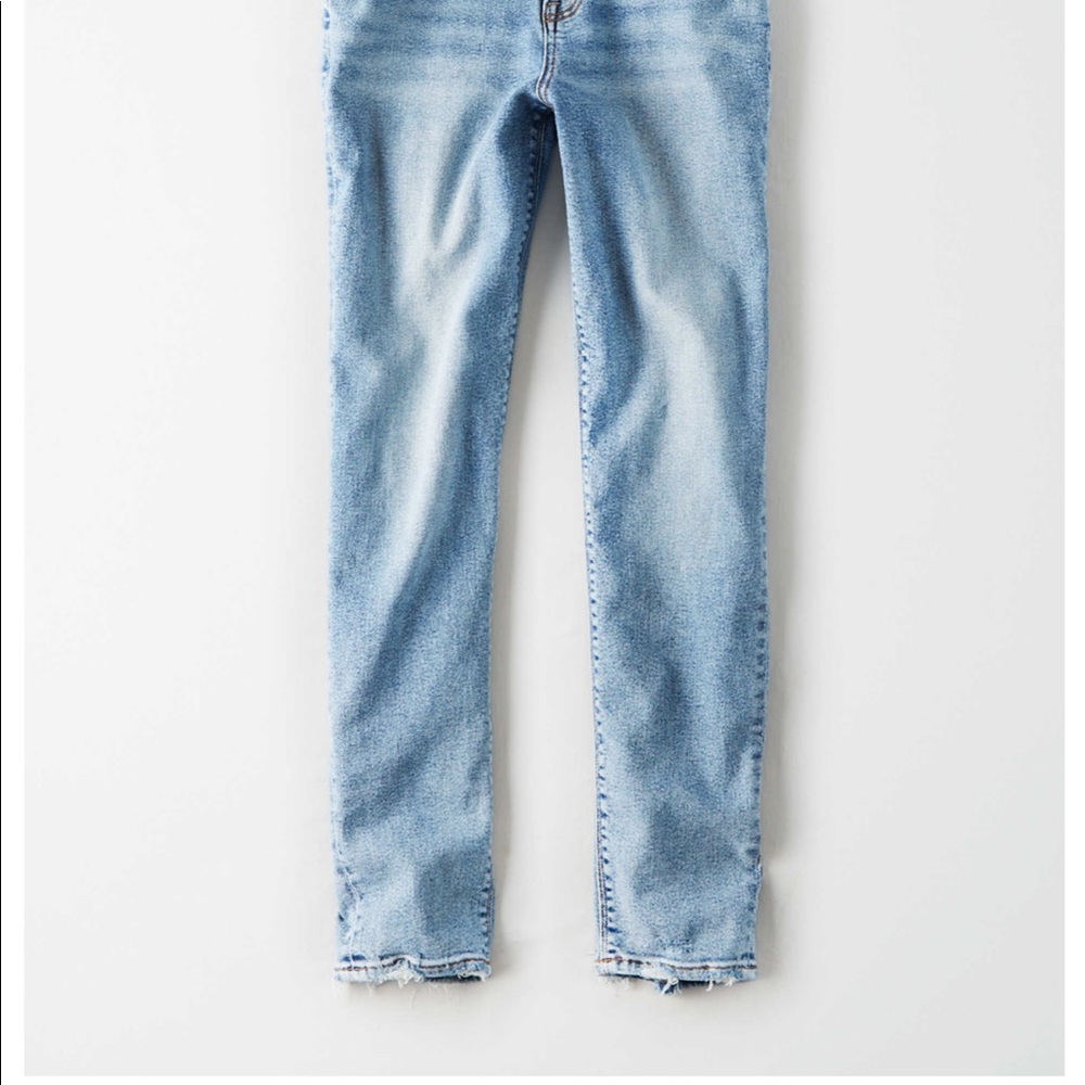 American Eagle Stretch Mom Jeans - highwaisted - Picture 3 of 4